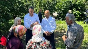 "Çiftçi ucuza satıyor, vatandaş daha pahalıya alıyor"
