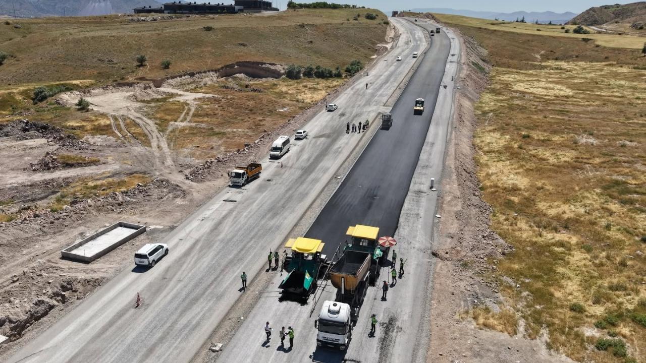 Erkilet'ten çevre yola 200 milyon liraya yeni yol