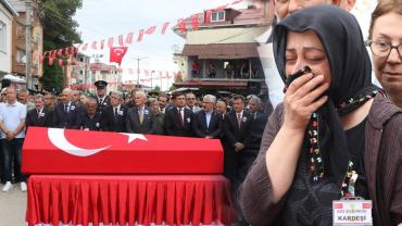 Eskişehir'de şehit olan askerimiz son yolculuğuna uğurlandı