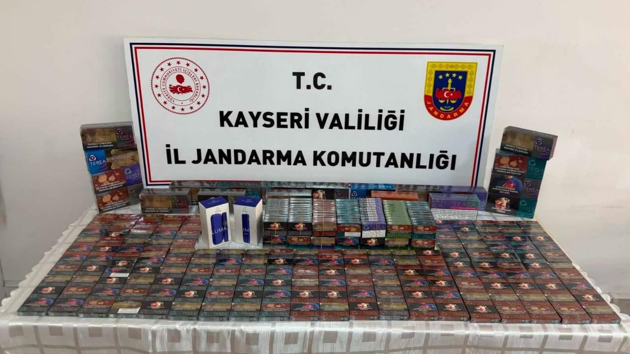 Kayseri'de 10 bin adet kaçak elektronik sigara kartuşu ele geçirildi