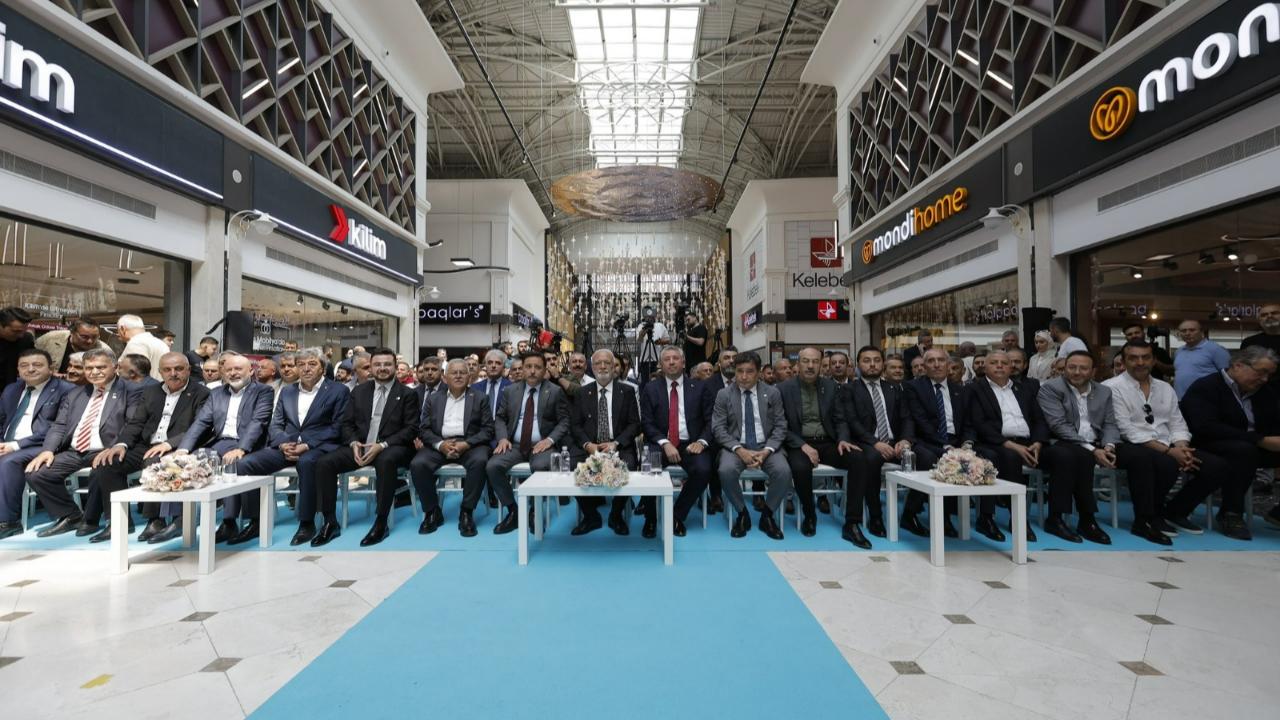 Kumsmall AVM’de 24 yeni mağaza hizmete açıldı