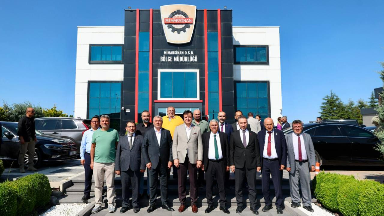 Mahmut Arıkan vatandaşlar, iş dünyası ve yerel yönetim temsilcileriyle bir araya geldi